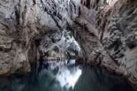 GROTTA_PERTOSA